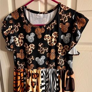 Beautiful Disney Animal Kingdom dress size 14 girls